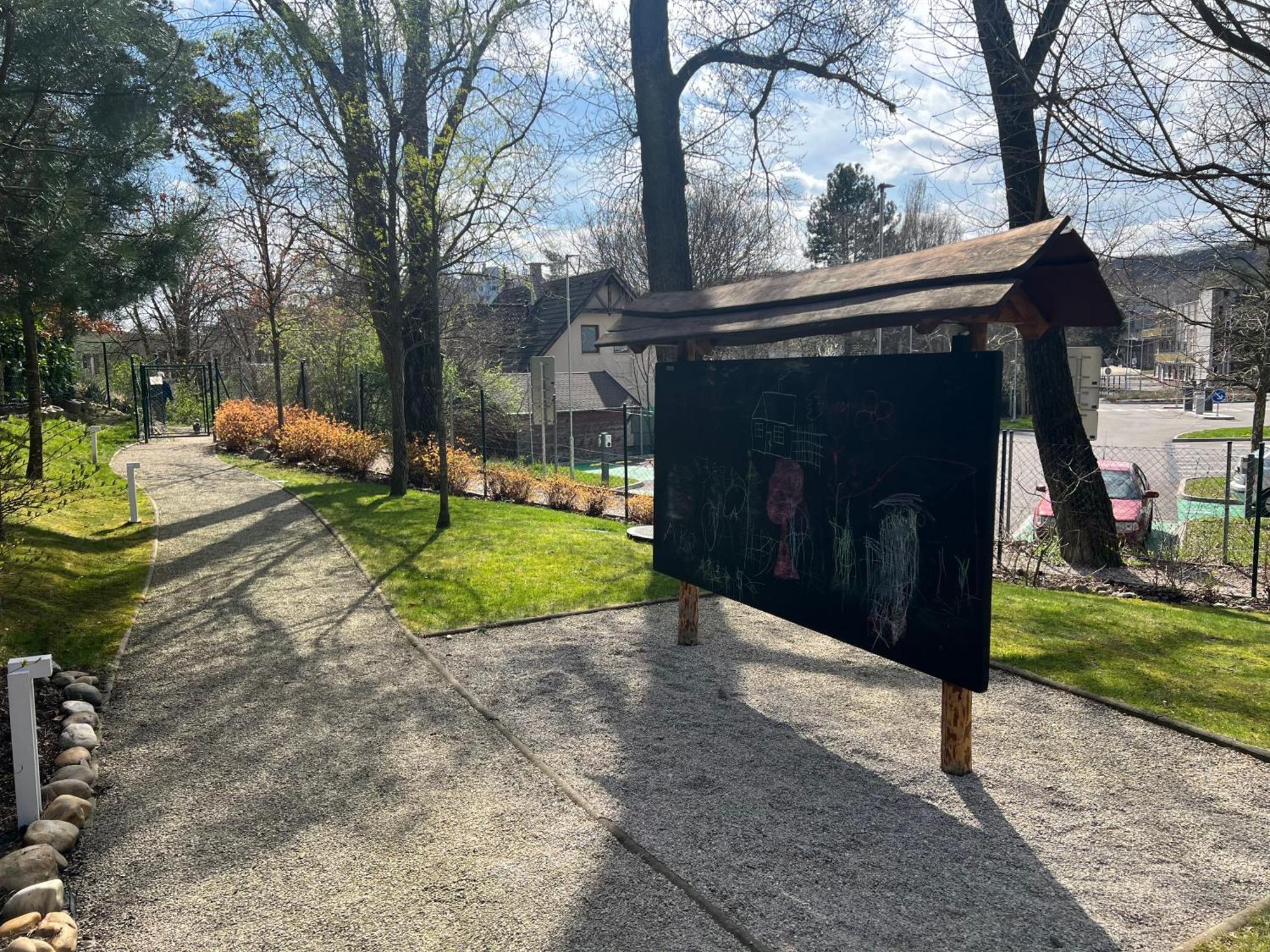 Forest Park Garden Apartment Bratislava Luaran gambar
